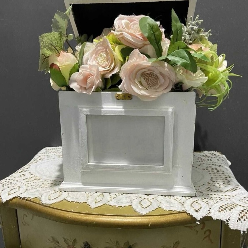 Elegant Timeless Treasures White Floral Arrangement Picture Box